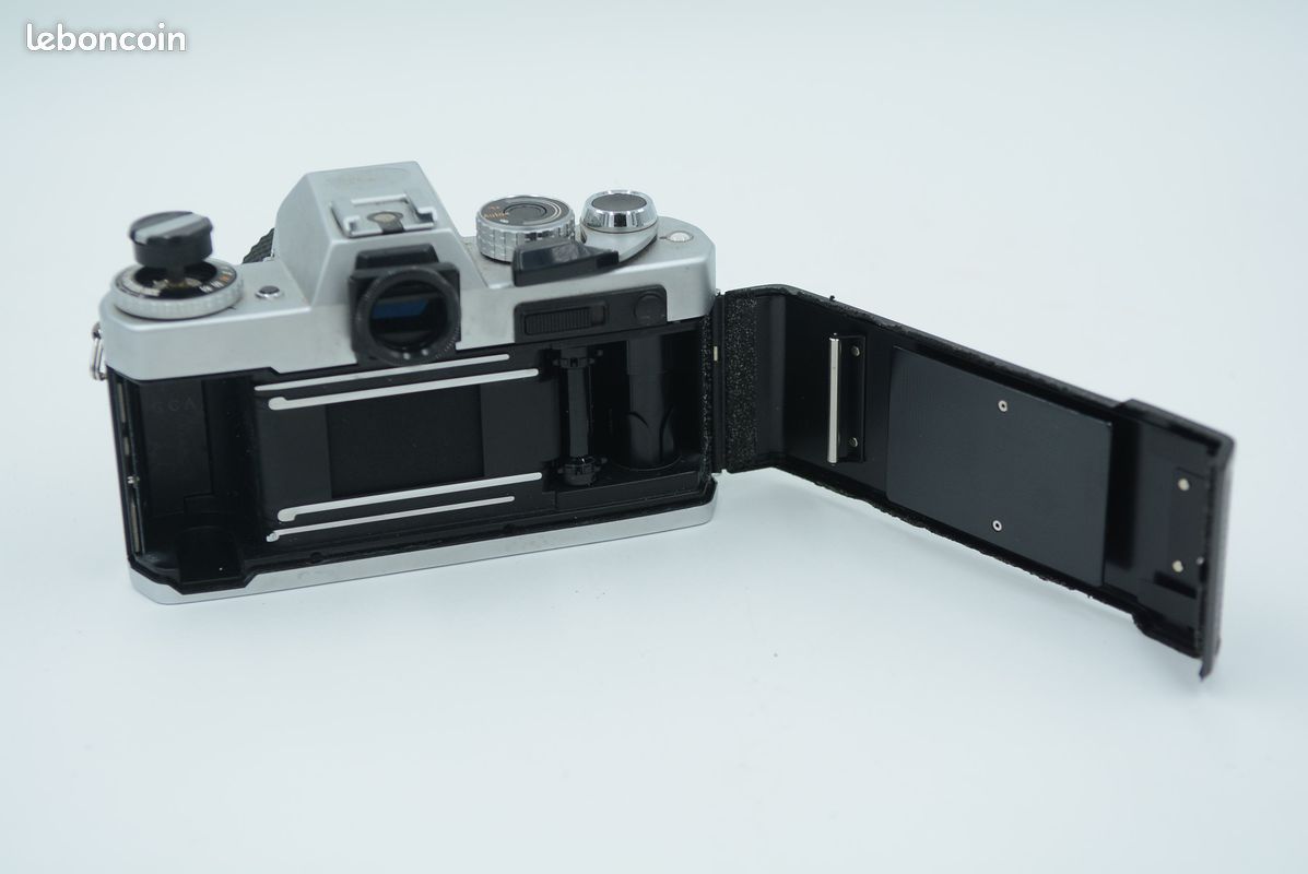 Yashica FRII (image 3)