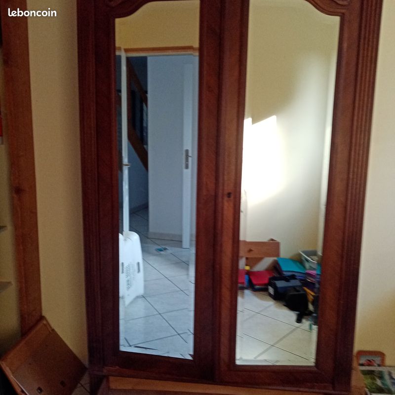 Armoire ancienne (image 1)