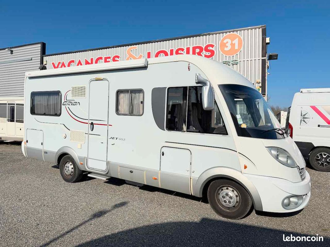 Camping-car Intégral Occasion, Lit à la française, 4 couchages, Eriba Jet 653 (image 1)