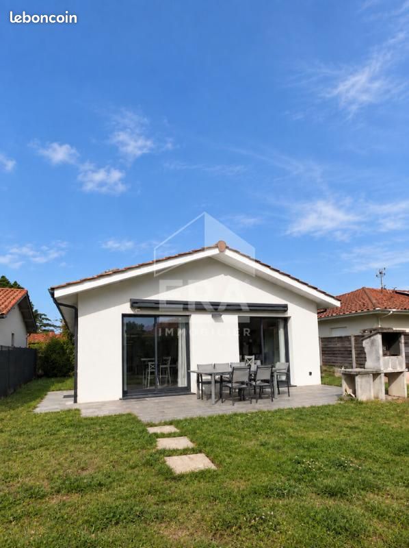 Maison 6 pièces 116 m² · à Gujan-Mestras · 116 m² · 1 675 €/mois