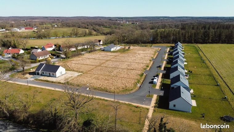 Terrain 813 m² Arthon