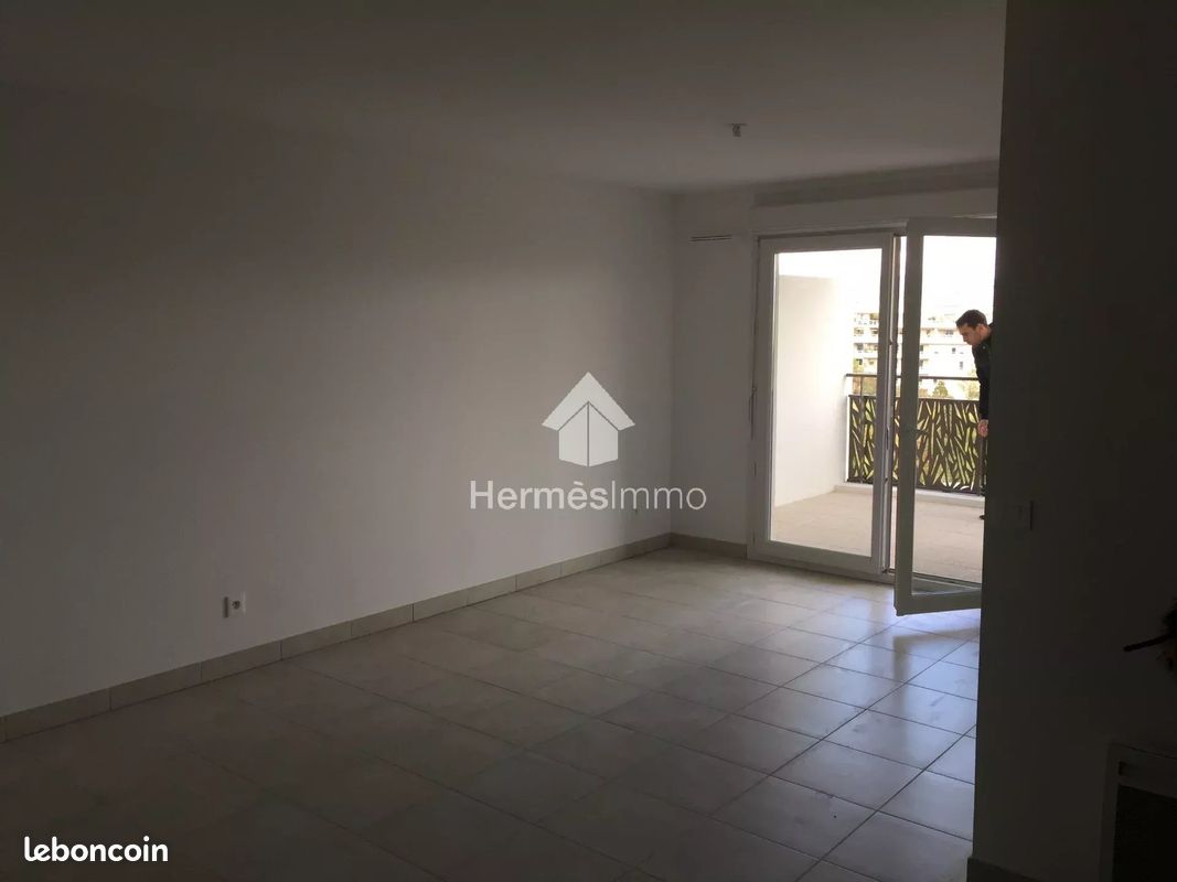 Appartement 3 pièces 64 m² · à Marseille · 64 m² · 290 000 €