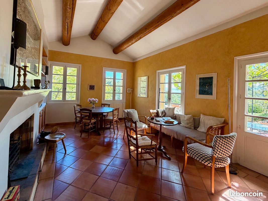 Maison 6 pièces 155 m² · à Séguret · 155 m² · 450 000 €