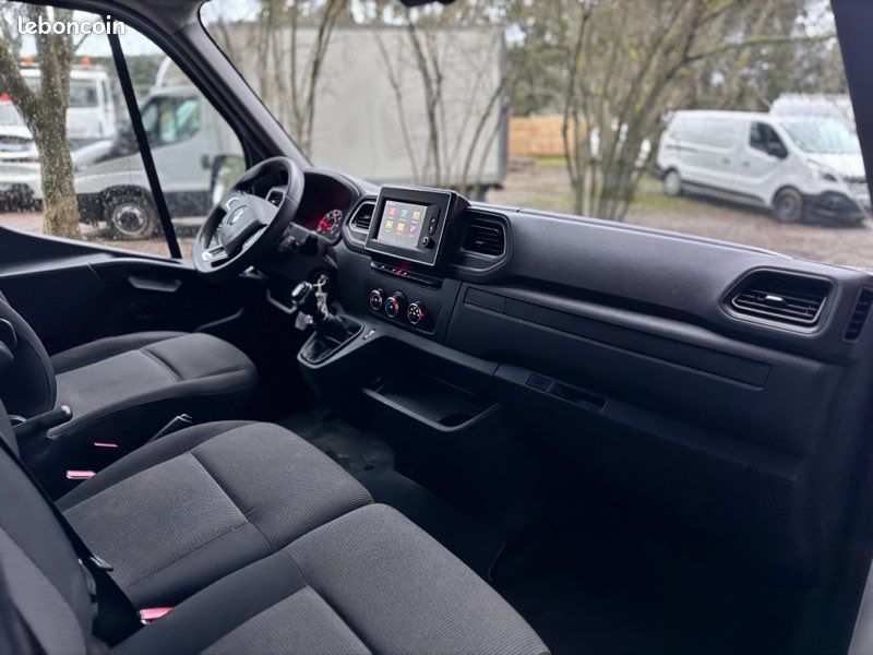 RENAULT MASTER FGN TRAC L2H2 BLUE DCI 135 GRAND CONFORT - TVA RÉCUPÉRABLE - PRIX TTC - 12 491 HT - aucun frais à prévoir (image 4)