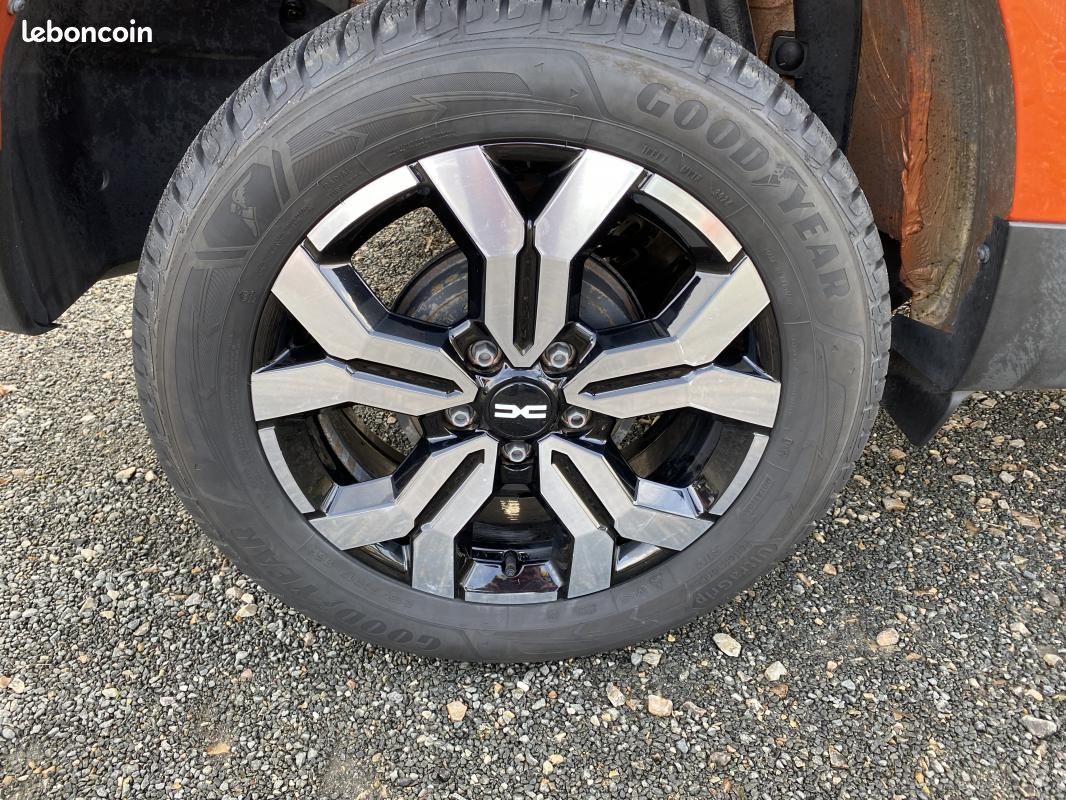 Dacia Duster 1.5 BLUEDCI 115 JOURNEY 4X2 (image 9)