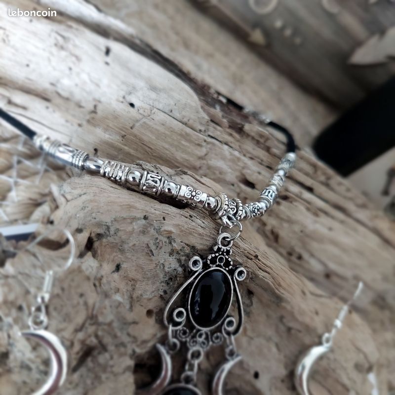 Parure boho mystique, triple lune obsidienne, sautoir noir multiperles (image 7)
