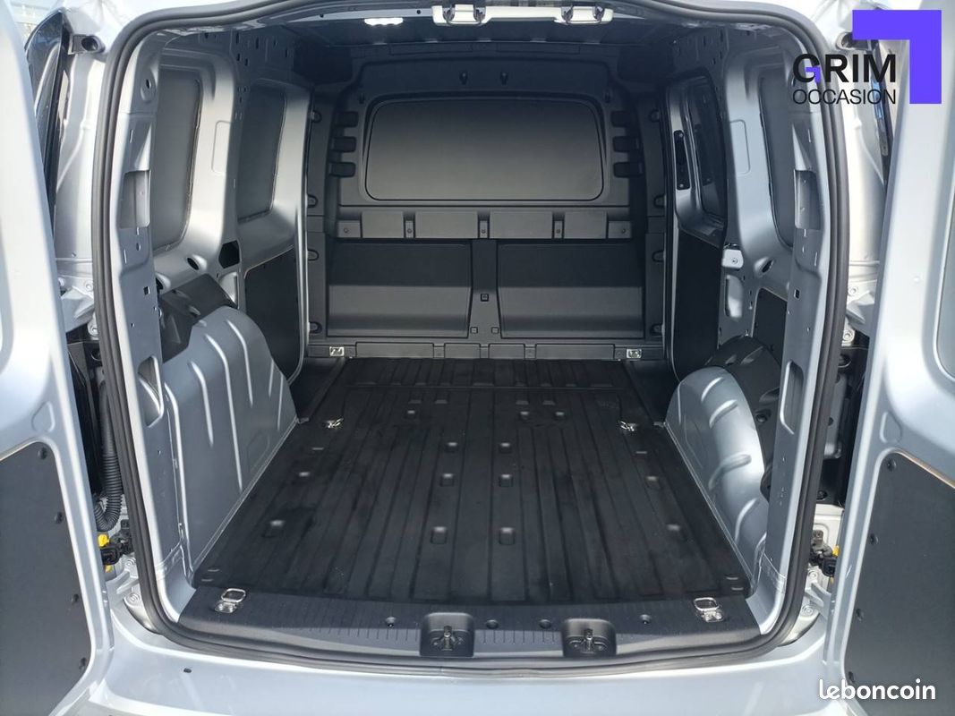 Ford transit connect fgn l1 2.0 ecoblue 102 bvm limited (image 12)