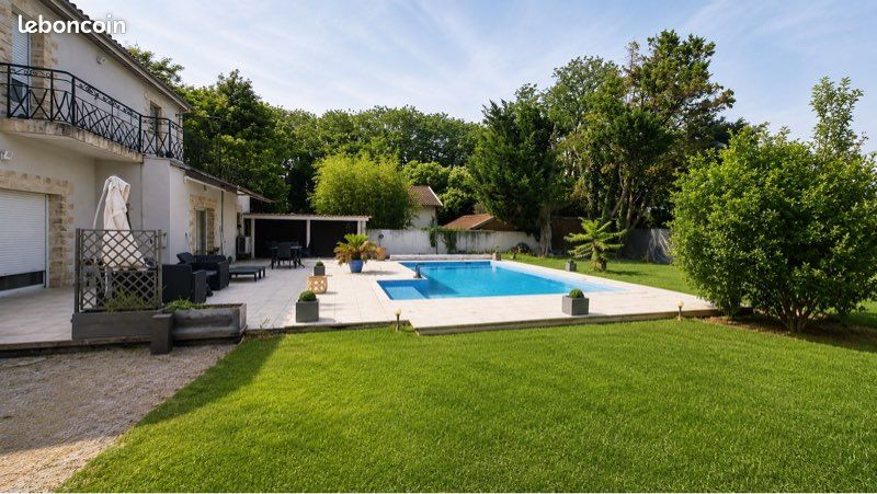 Maison 6 pièces 141 m² · à Cadaujac · 141 m² · 459 000 €