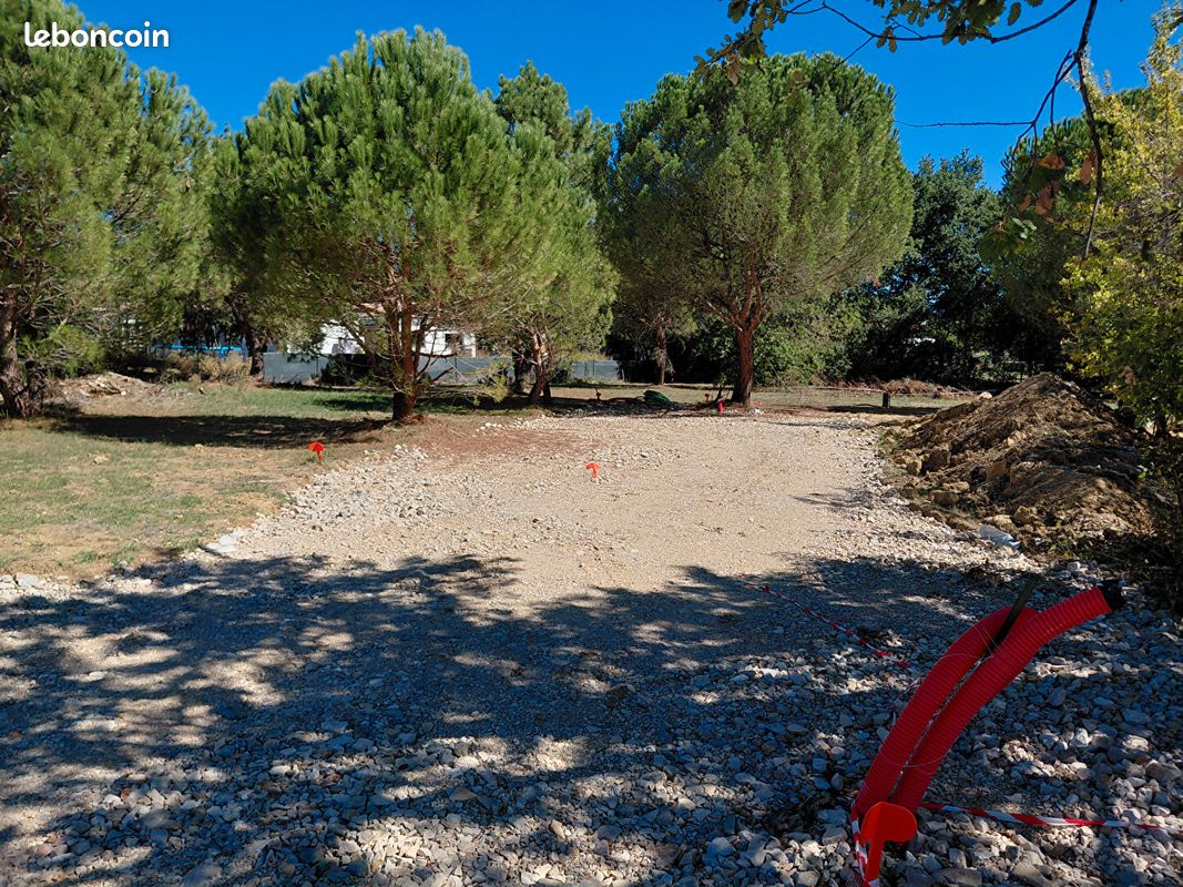 Terrain 585 m² · à Fronton · 90 000 €