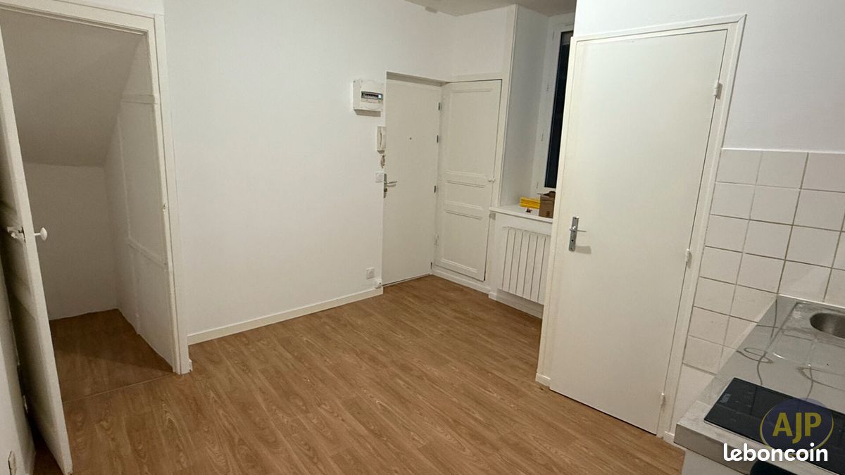 Appartement 1 pièce 14 m² · à Angers · 14 m² · 395 €