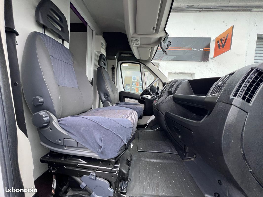 CITROEN JUMPER FOOD TRUCK 2.2 HDI 130CH L2H2 CONFORT / EX BOUCHERIE / 4 FRIGO / PRÊT À L'EMPLOi (image 7)
