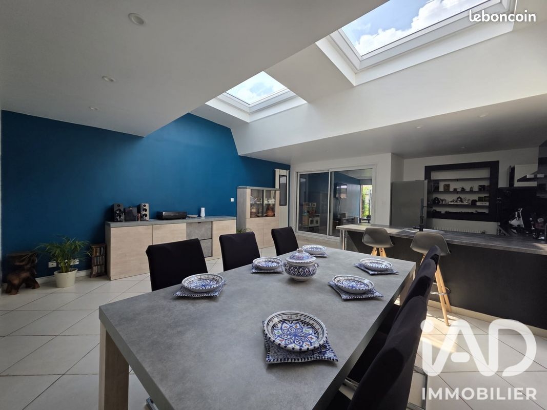 Maison 6 pièces 128 m² · à Ronchin · 128 m² · 234 000 €