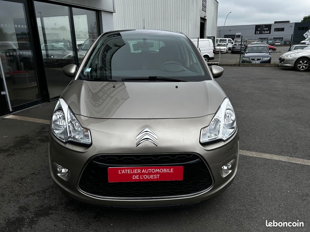 Citroën C3 II 1.4i 16V 95CH Exclusive / MOTEUR NON PURETECH (image 2)