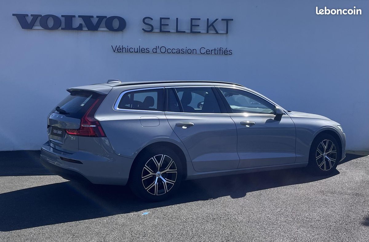 VOLVO V60 B4 197 ch Geartronic 8 Start (image 4)