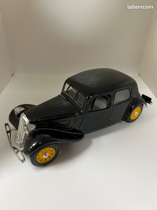 Miniature HECO MODELES 1/43 - Citroën Traction Splendilux Noire, Occasion