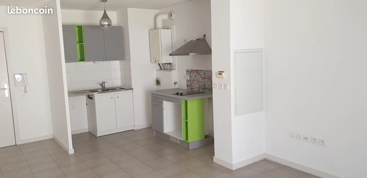 Appartement 2 pièces 42 m² - Bordeaux 33000 (image principale 0)