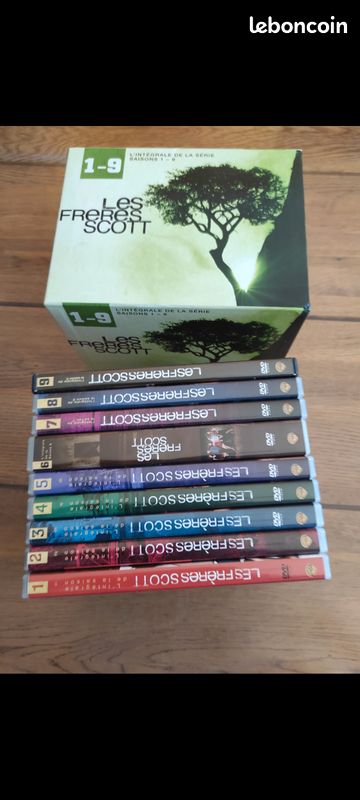 Coffret DVD Les frères Scott (image 1)