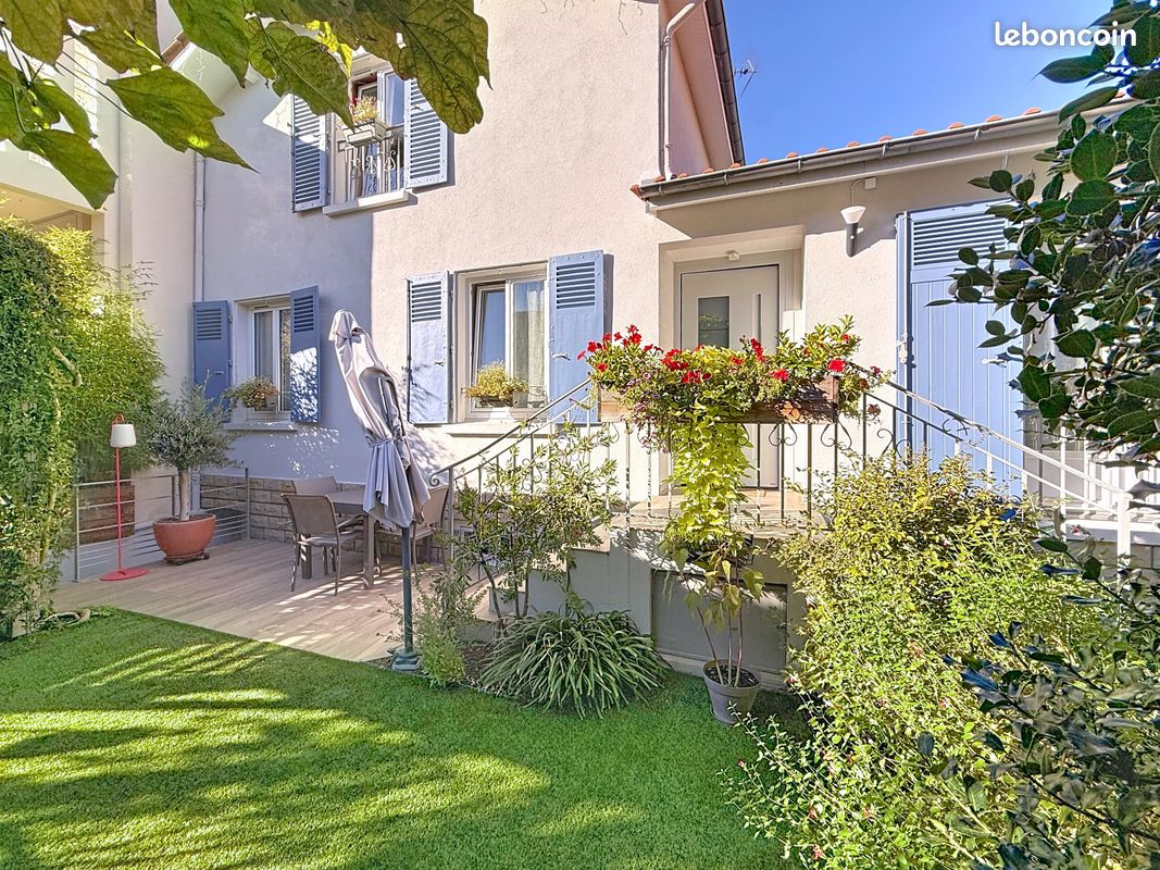 Maison 3 pièces 110 m² · à Clermont-Ferrand · 110 m² · 298 000 €