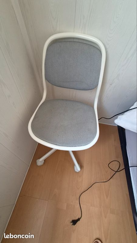 Chaise bureau (image 1)