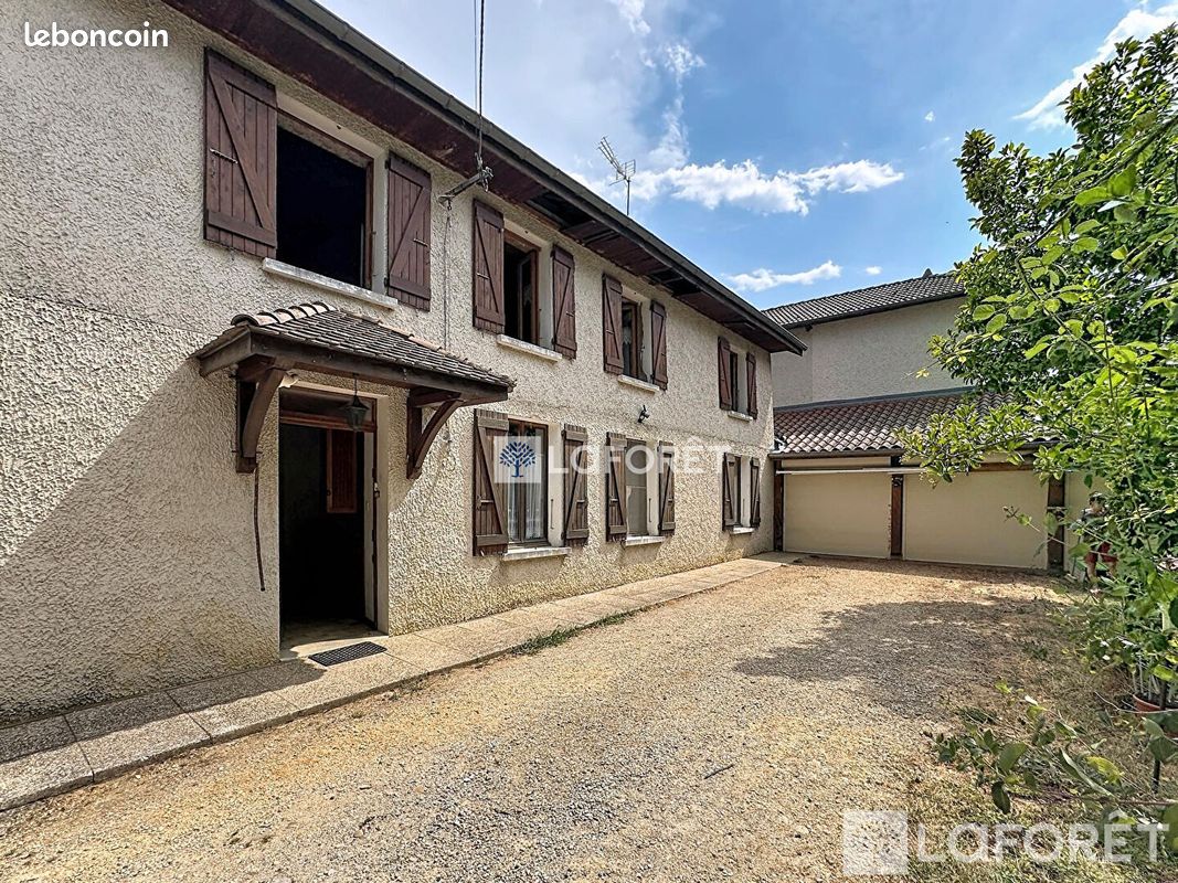 Maison 5 pièces 114 m² · à Saint-Michel-de-Saint-Geoirs · 114 m² · 169 000 €