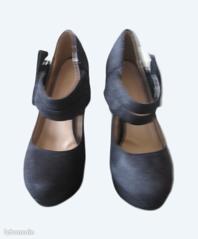 Chaussures à hauts talons (image 2)