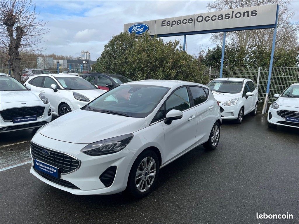 Ford Fiesta VII 1.0 FLEXIFUEL 95 CH S&S BVM6 Titanium Business (image 2)