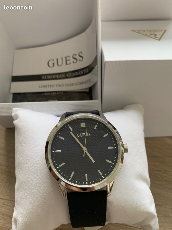 Montre Guess Pour Homme - Boîtier Noir Caoutchouc - Multifonction - Édition Limitée - Neuve Avec étiquettes