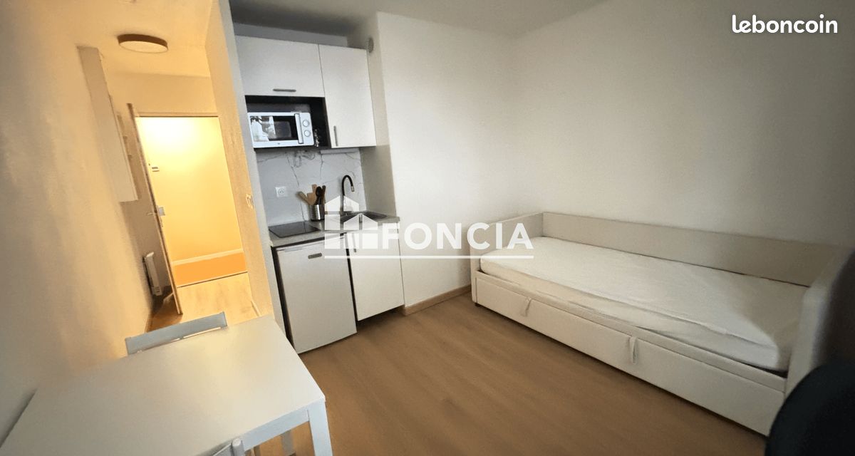 Appartement 1 pièce 20 m² · à Issy-les-Moulineaux · 20 m² · 780 €/mois