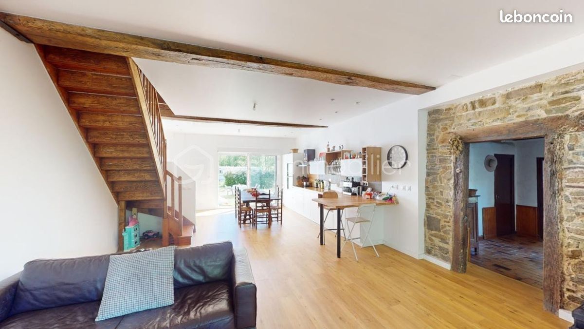 Maison 7 pièces 172 m² - Hasparren 64240 (image principale 0)