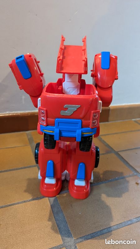 Camion robot transformable super wings transformers (image 2)