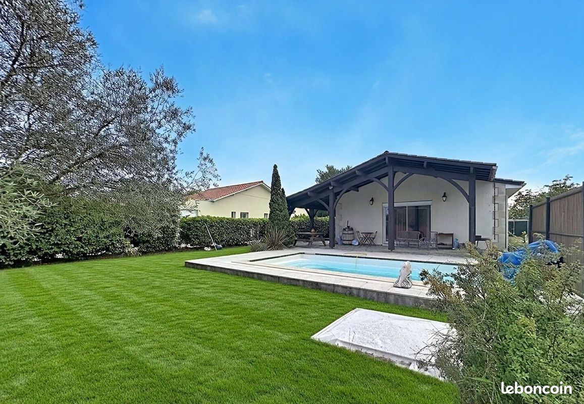 Maison 5 pièces 126 m² · à Ludon-Médoc · 126 m² · 316 500 €