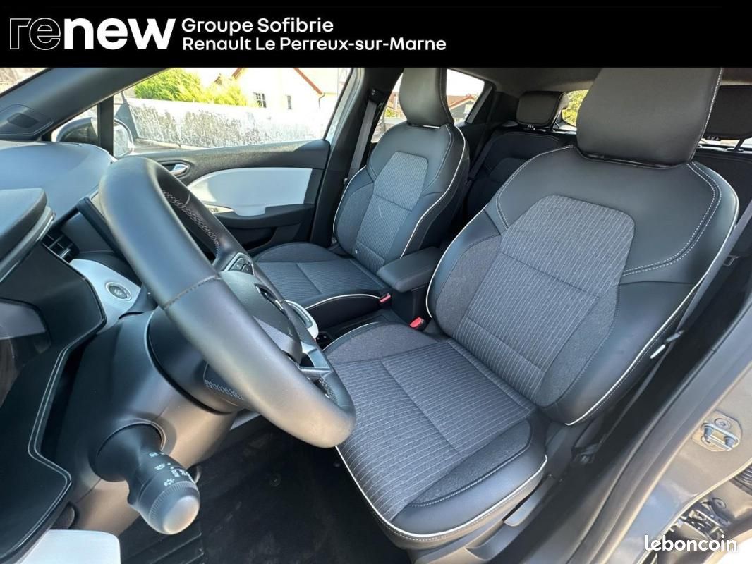 Renault Clio V E-Tech full hybrid 145 Techno (image 24)
