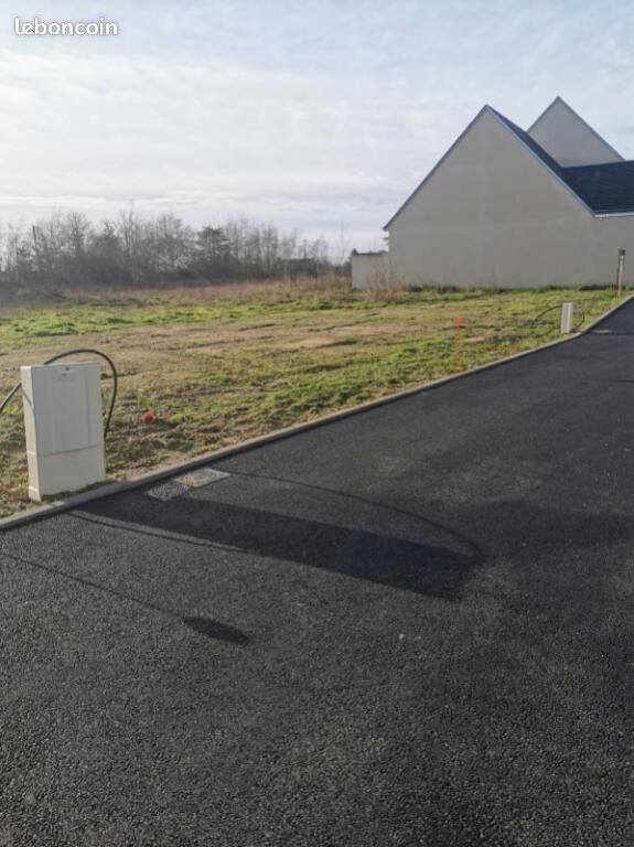 Terrain CONSTRUCTIBLE · à Veuzain-sur-Loire · 55 000 €