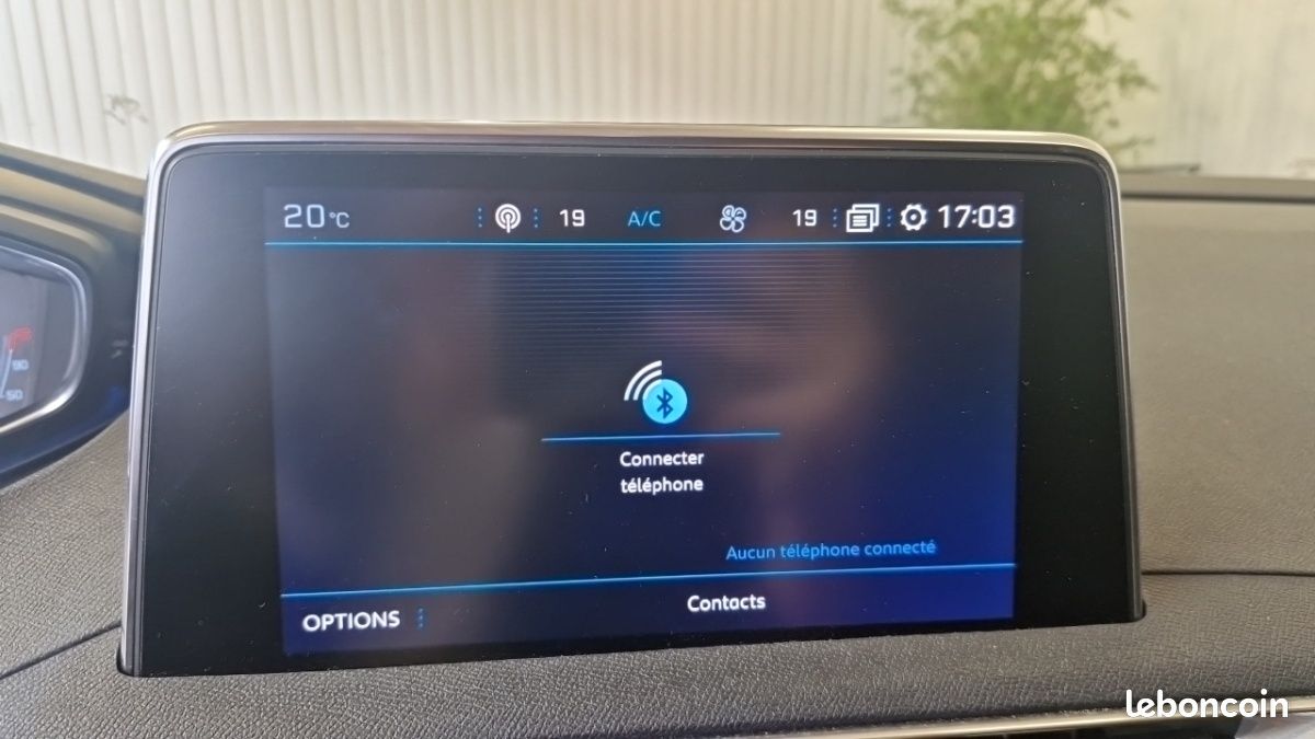 Peugeot 5008 BlueHDi 130 S&S EAT8 Active Business (image 25)