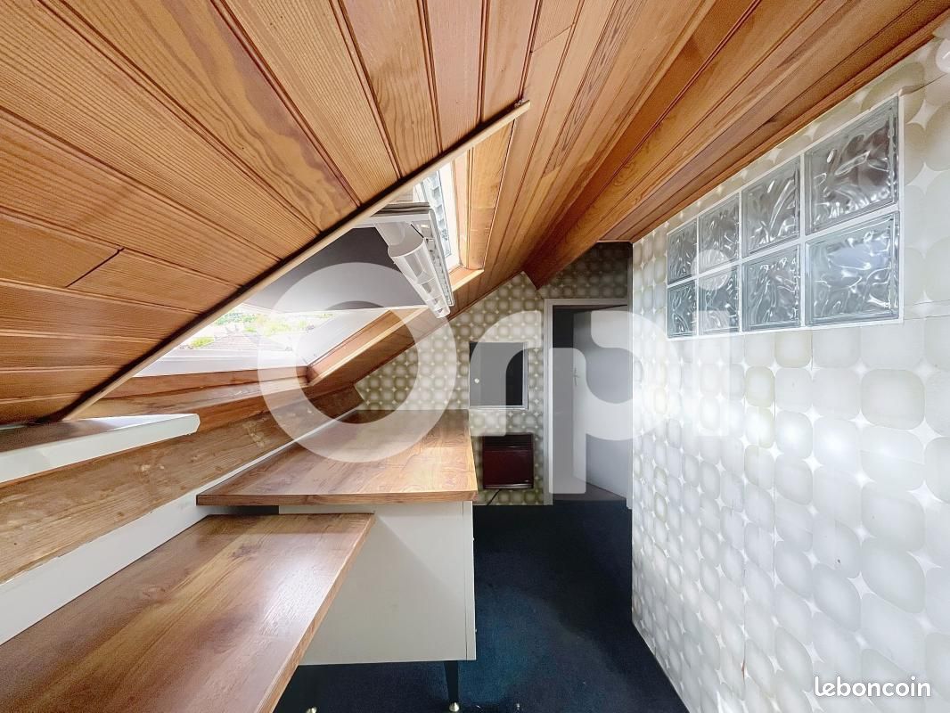 Maison a louer brive-la-gaillarde - 4 pièce(s) - 117 m2 - Surfyn