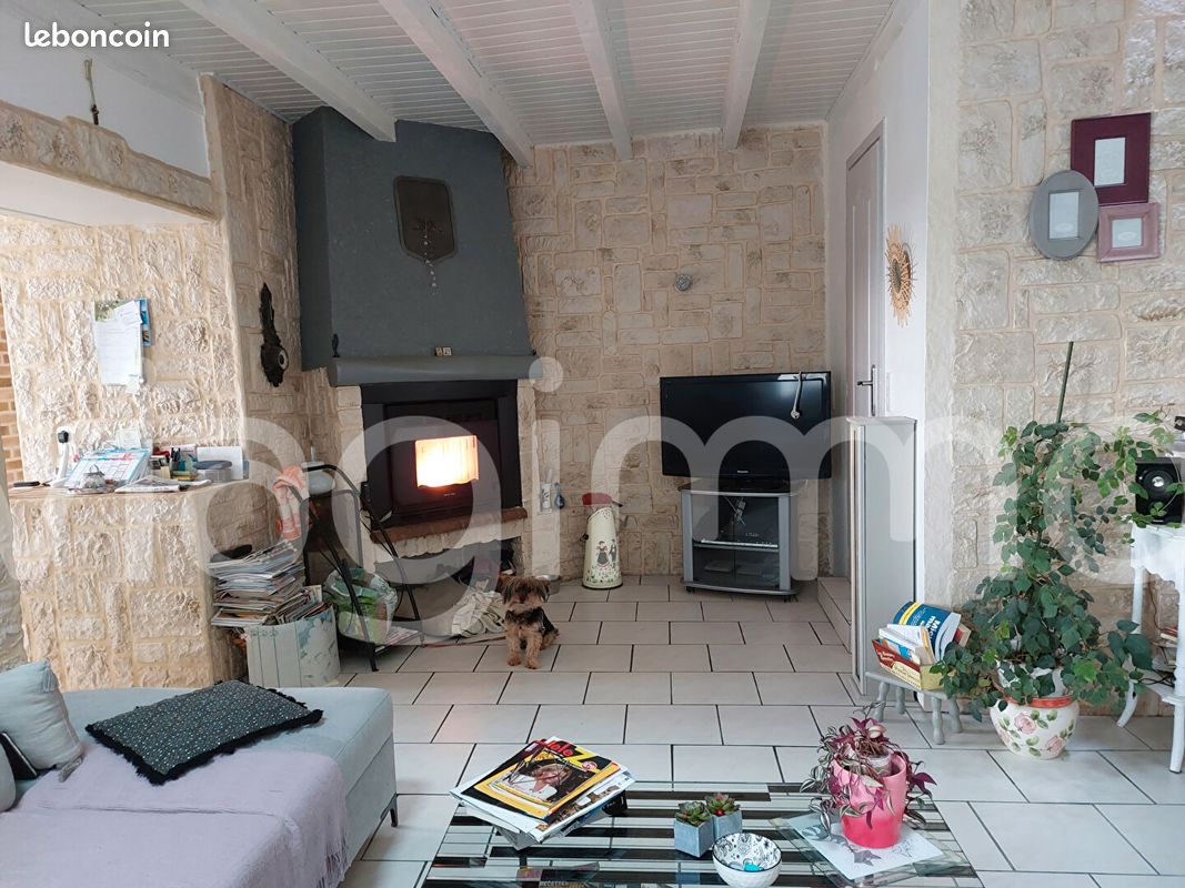 Maison en viager 5 pièces 145 m² - Saint-Preuil 16130 (image 2)