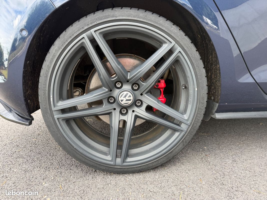 VOLKSWAGEN GOLF 7 GTI 2.0 TSI 220ch DSG6 - Sièges Chauffants / Carnet d'entretien - (image 9)
