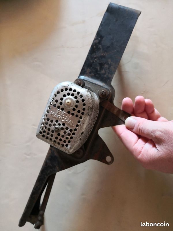 Moteur et mécanisme essuie-glace Citroën 2 CV (image 1)