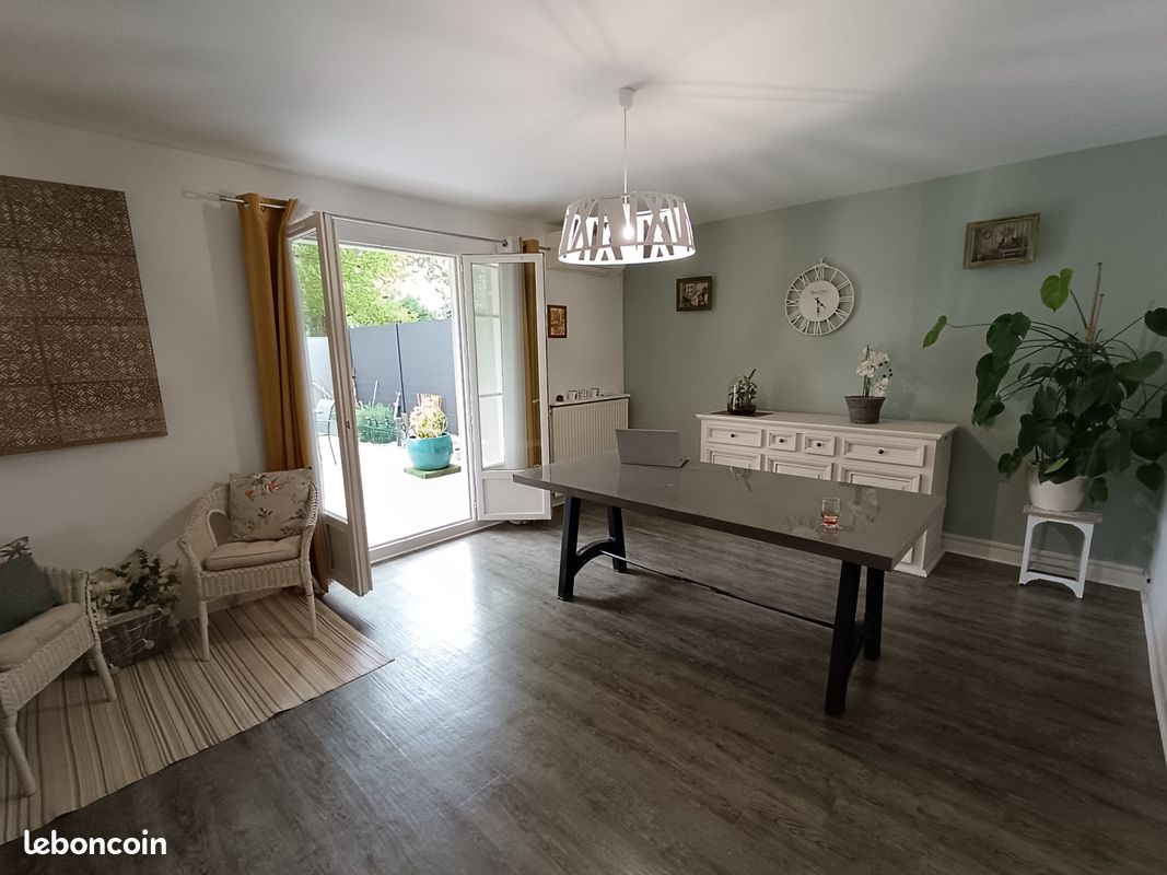 Maison 4 pièces 93 m² · à Saint-Priest · 93 m² · 320 000 €