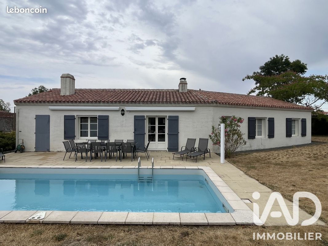 Maison 6 pièces 117 m² · à Chantonnay · 117 m² · 249 500 €