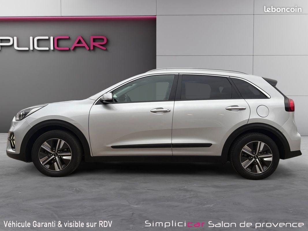 KIA NIRO 1.6 GDi Hybride 141 ch DCT6 / CAMÉRA / RADARS AV + AR / CAR PLAY /4 PNEUS NEUFS/GARANTIE KIA 2027 (image 6)