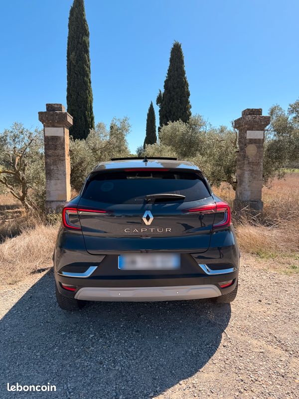 Renault Captur 1.3 TCe mild hybrid 140 techno (image 2)