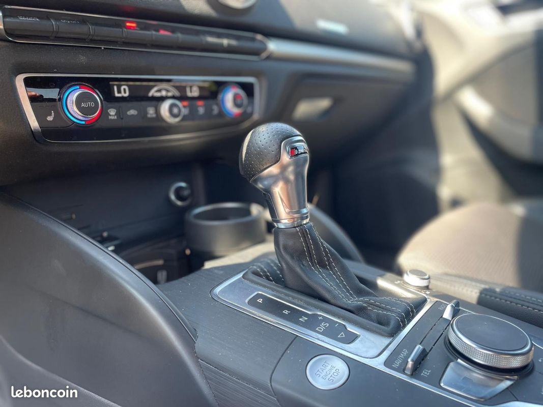 AUDI A3 SPORTBACK 35 TFSI CoD 150 S-tronic S-Line / Toit ouvrant (image 21)