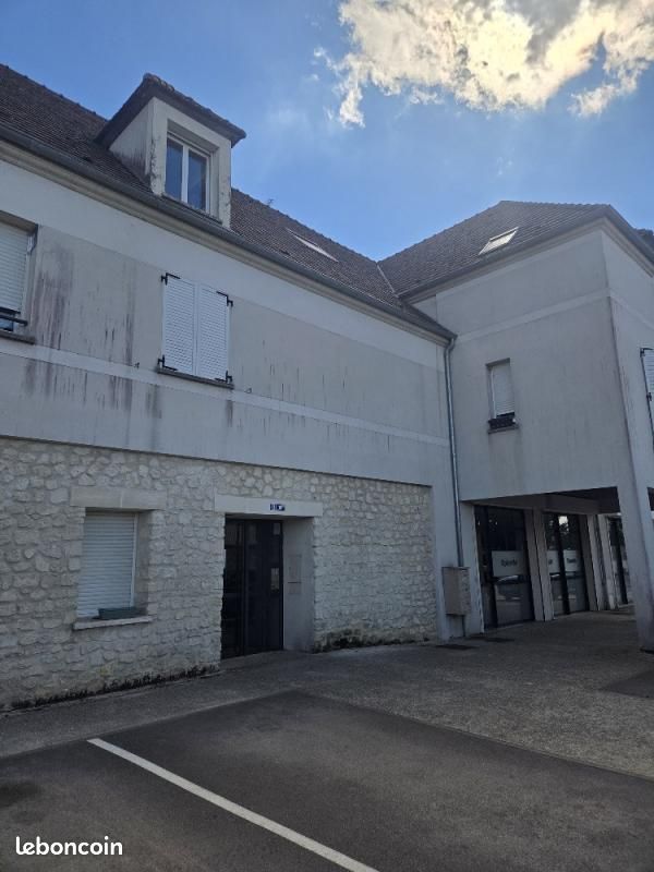 Appartement 4 pièces 92 m² · à Péroy-les-Gombries · 92 m² · 984 €/mois