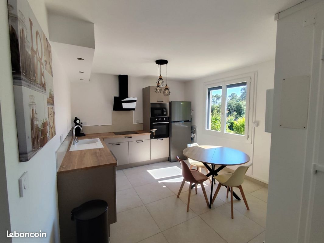Appartement 86 m² · à Alès · 86 m² · 850 €/mois