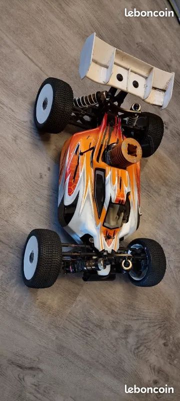 Serpent 811 Modélisme