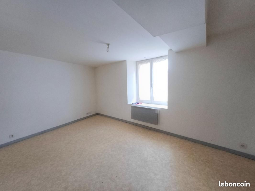 Appartement 2 pièces 33 m² · à Nogent-sur-Vernisson · 33 m² · 335 €/mois