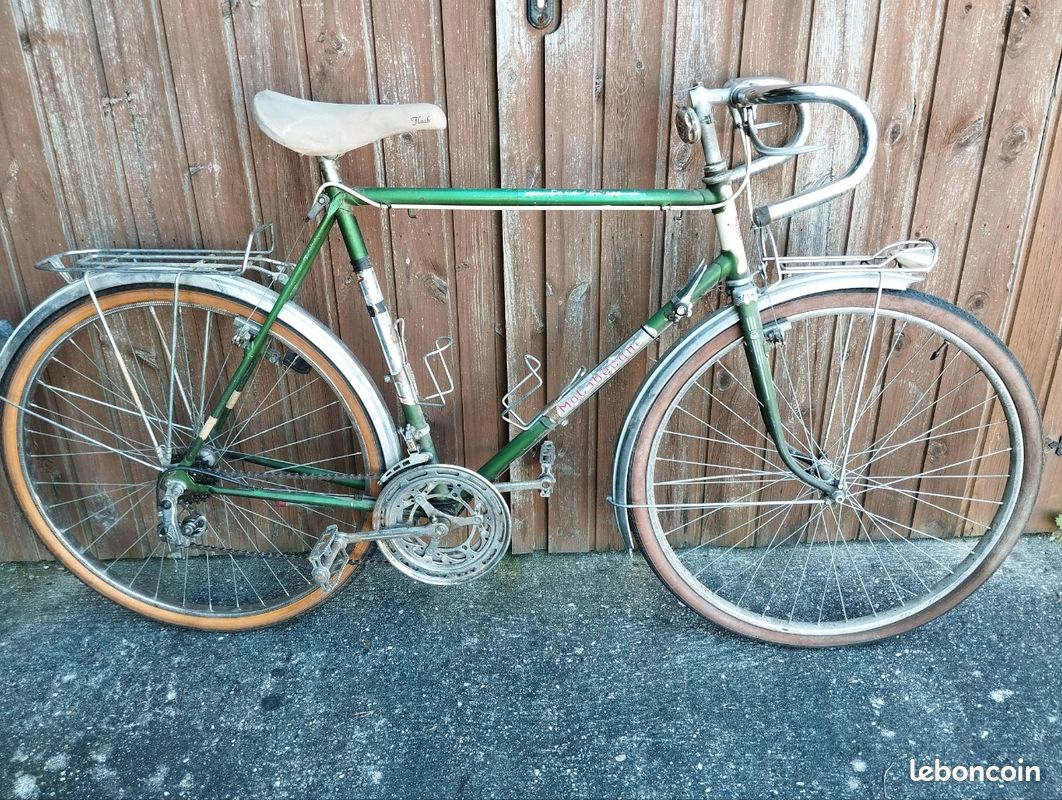 Vélo course randonneuse Motobecane en vitus état satisfaisant - Vélos