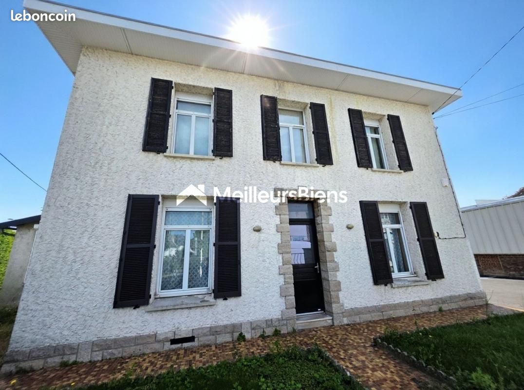 Maison 6 pièces 161 m² · à Maubeuge · 161 m² · 172 000 €