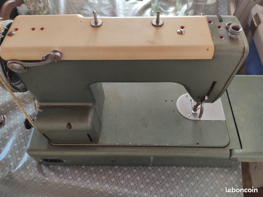 Ancienne machine à coudre Omnia (image 7)